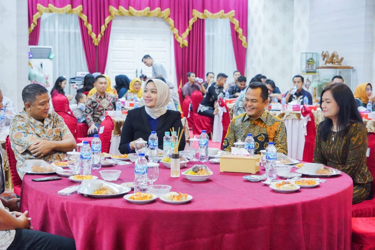 Bupati Annisa Sambut Kedatangan Kajari Dharmasraya Sumanggar Siagian